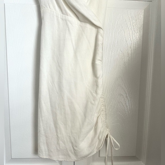 🌷🤍 NWT WHITE LINEN CROSSED STRAP DRESS SIZE XS-S FULLY LINED 🤍🌷 - Picture 4 of 9